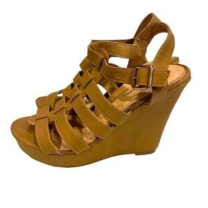 TOP Moda Womens Ella Fashion Wedge Sandals Suede Tan Size 6.5